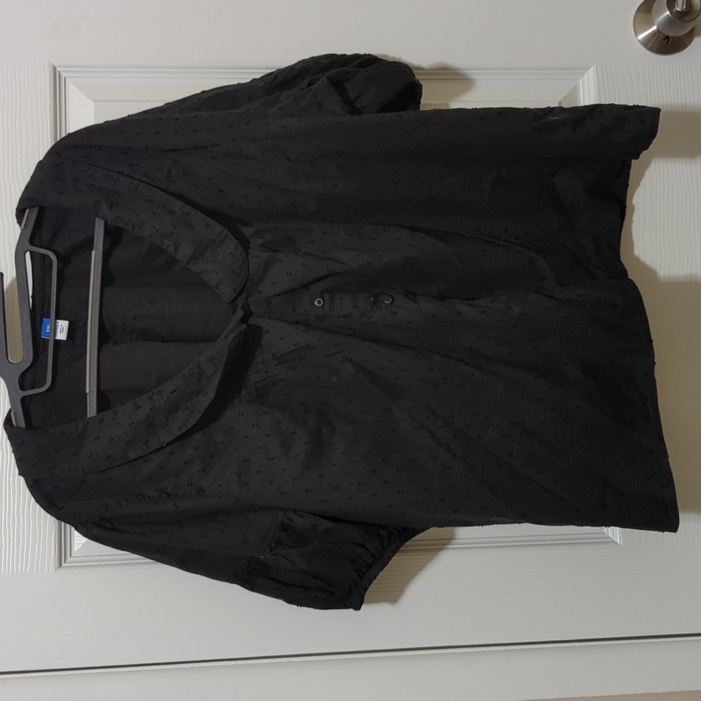 Peter pan collar old navy button down shirt